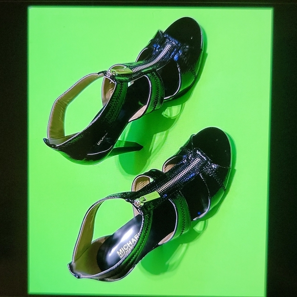 Meet your Posher, Keykey - Picture 3 of 4